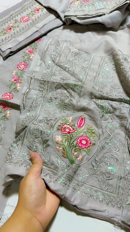 Big brand Lawn luxury embroided 2pc