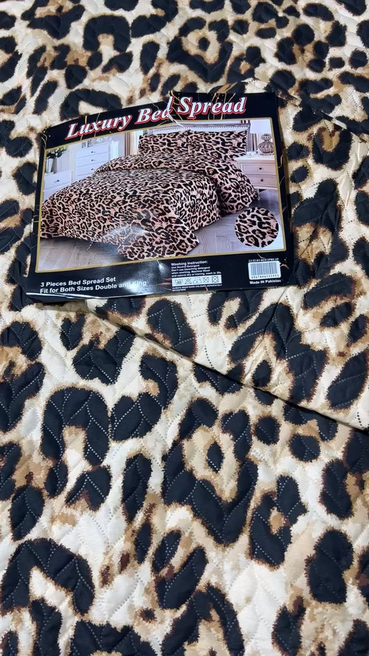 King size bed sheet with 2 pillow covers