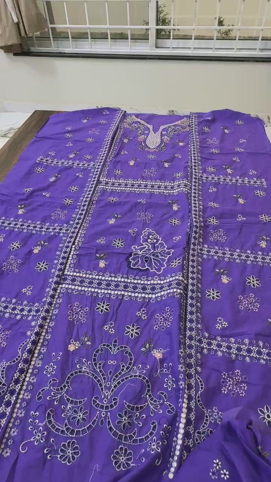 Nureh Riaz arts luxury embroidered lawn 3pc