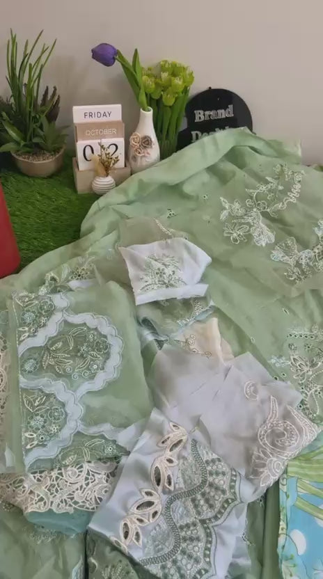 Mushq Amoi luxury embroidered lawn 3pc (pre book dispatch in 4-5days)