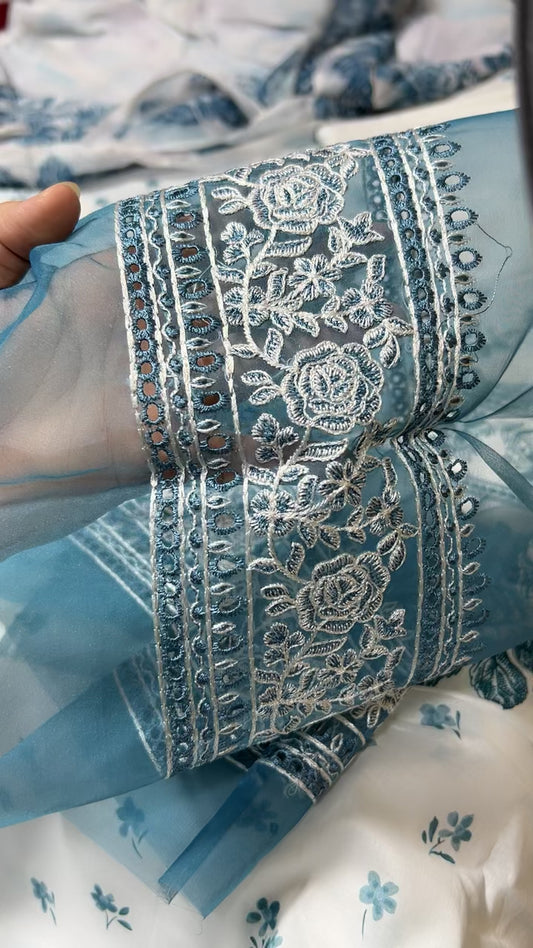 Cross stitch luxury embroided lawn 3pc