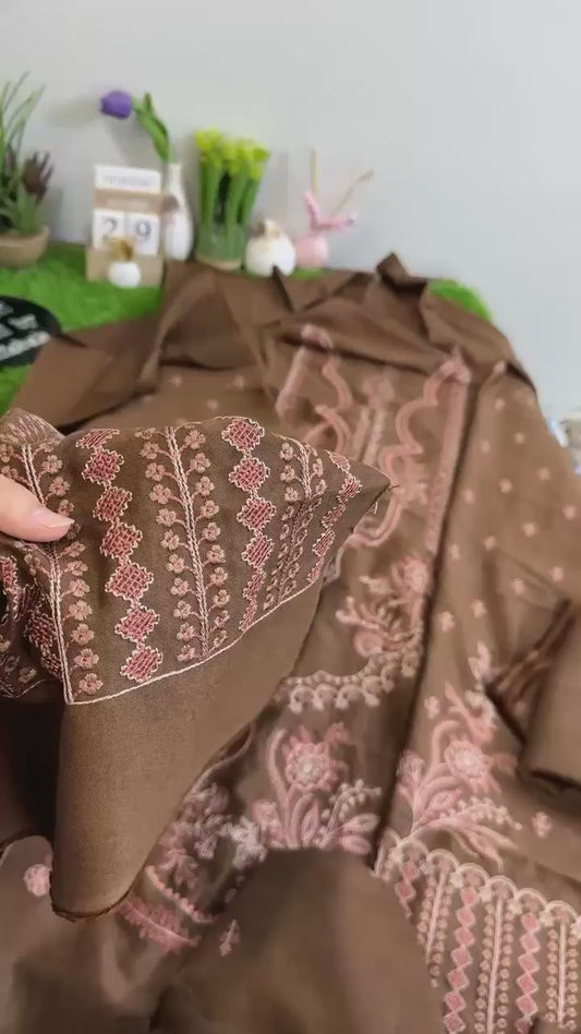 Ethnic luxury embroided winter 3pc (pre booking dispatch time 2 to 3 days)
