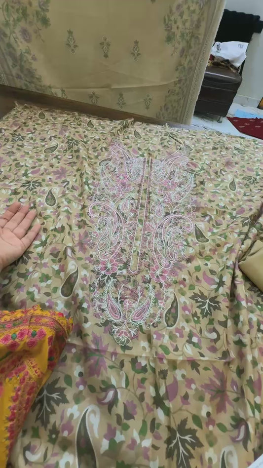 Sapphire embroidered lawn 3pc