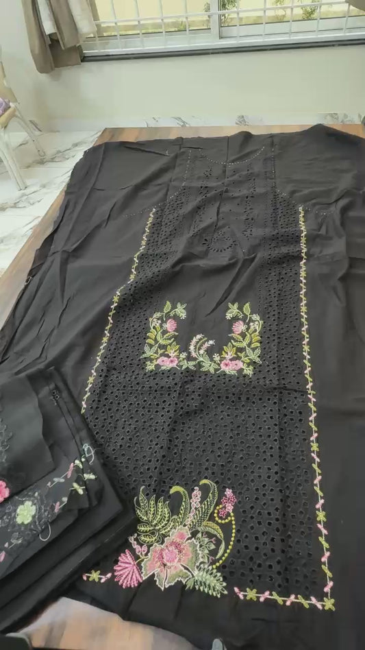 Wirsa black luxury embroidered lawn 3pc
