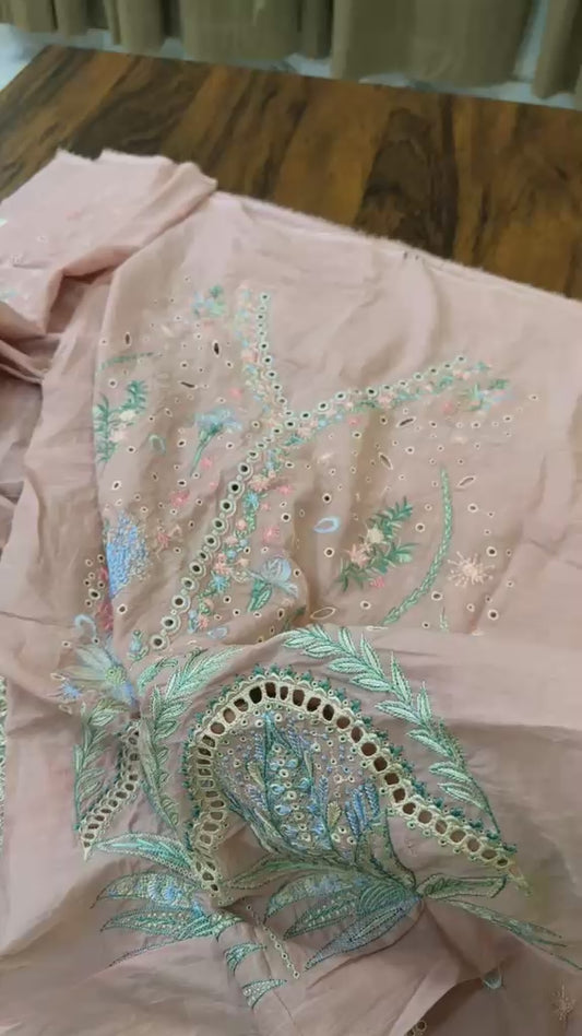Mushq luxury embroidered lawn 2pc with patches