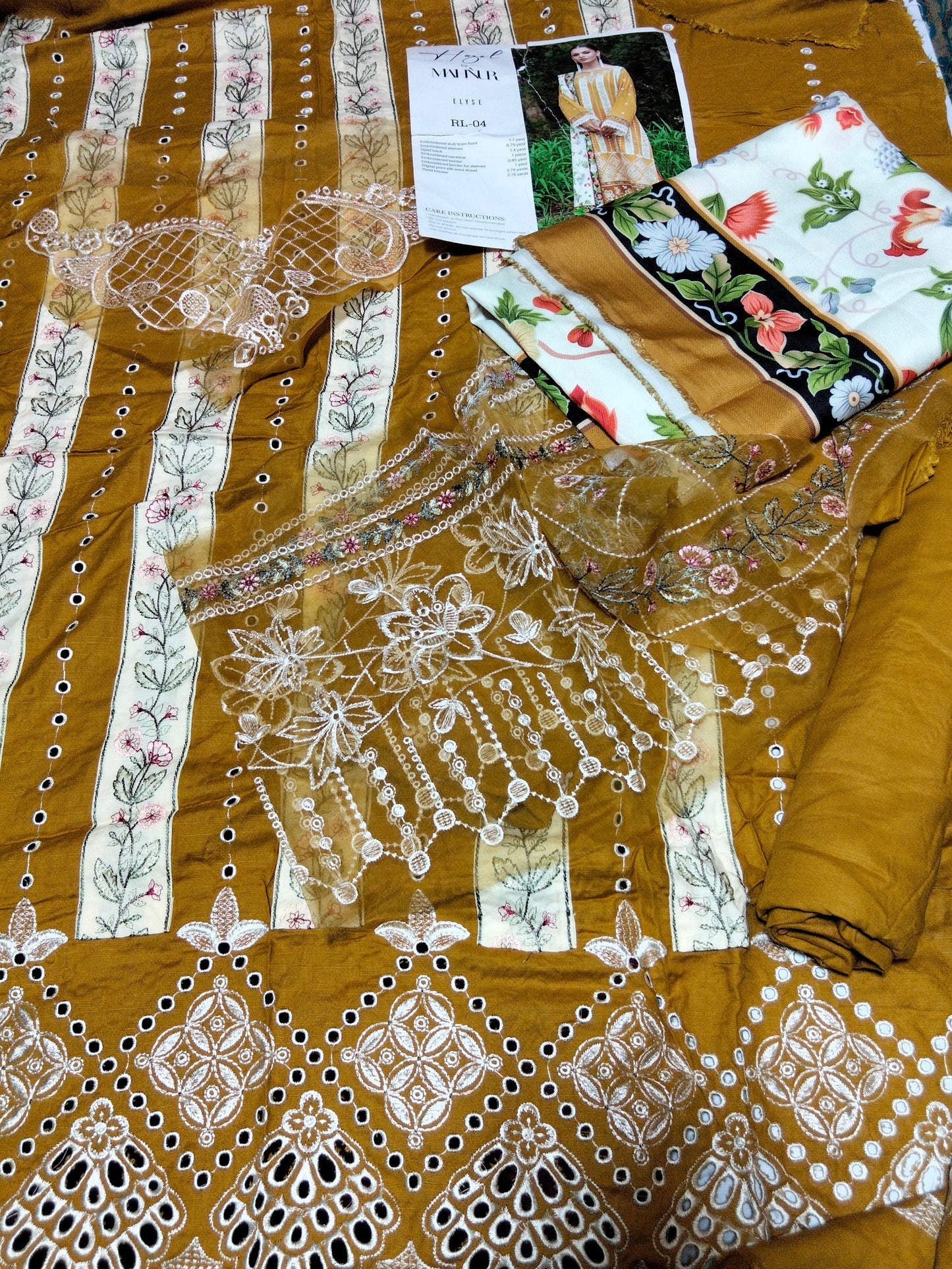 Sale embroided linen 3pc with plain trouser and embroided patches with wool shawl