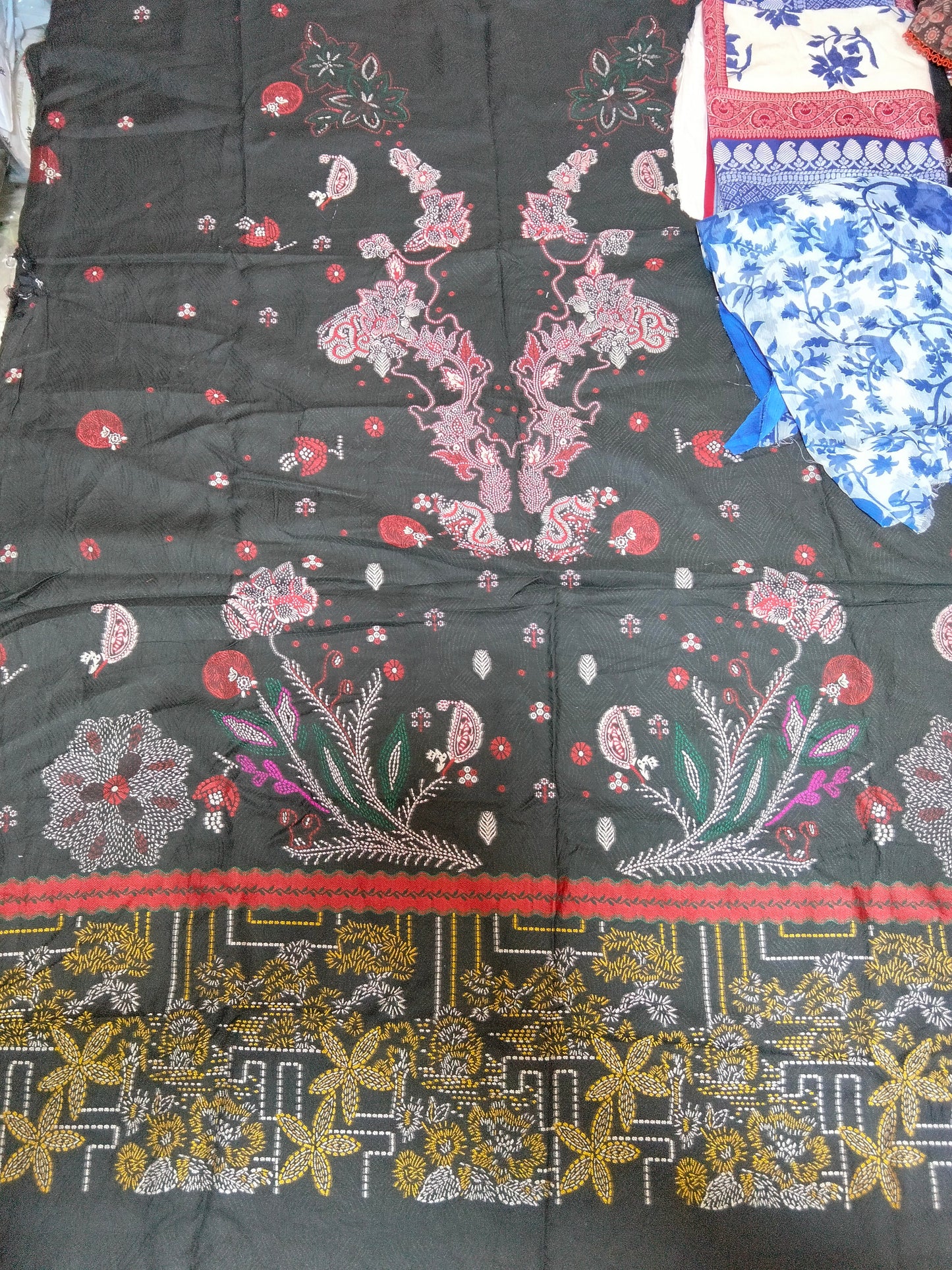 Sale printed lawn 2pc shirt and Duppata+ Winter Jacurd shirt