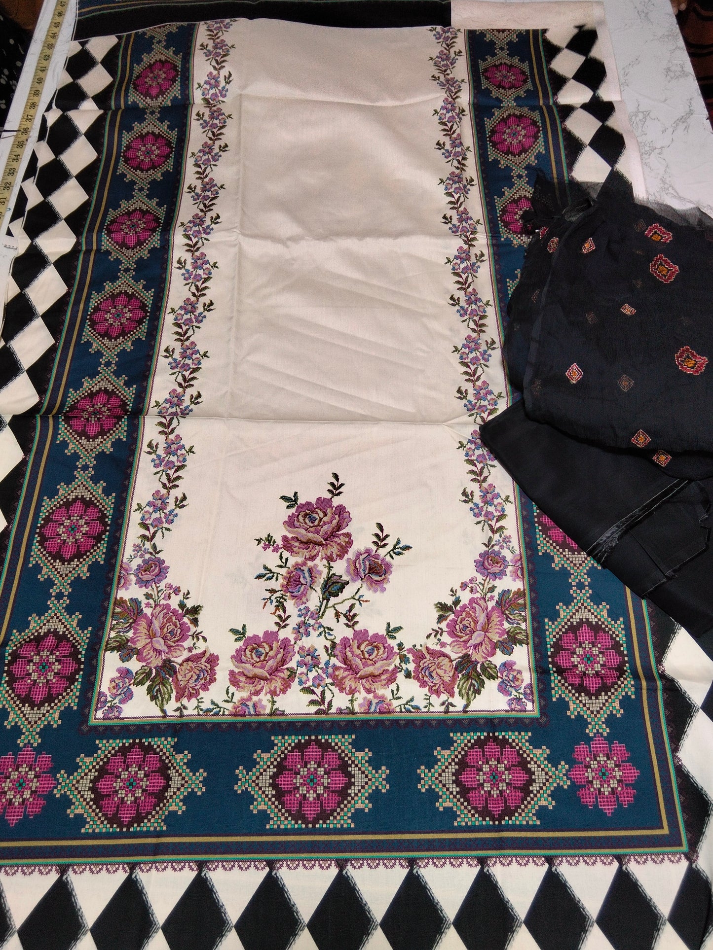Sale Ethnic viscose printed 2 PC+breeze embroided pure chiffon dupatta