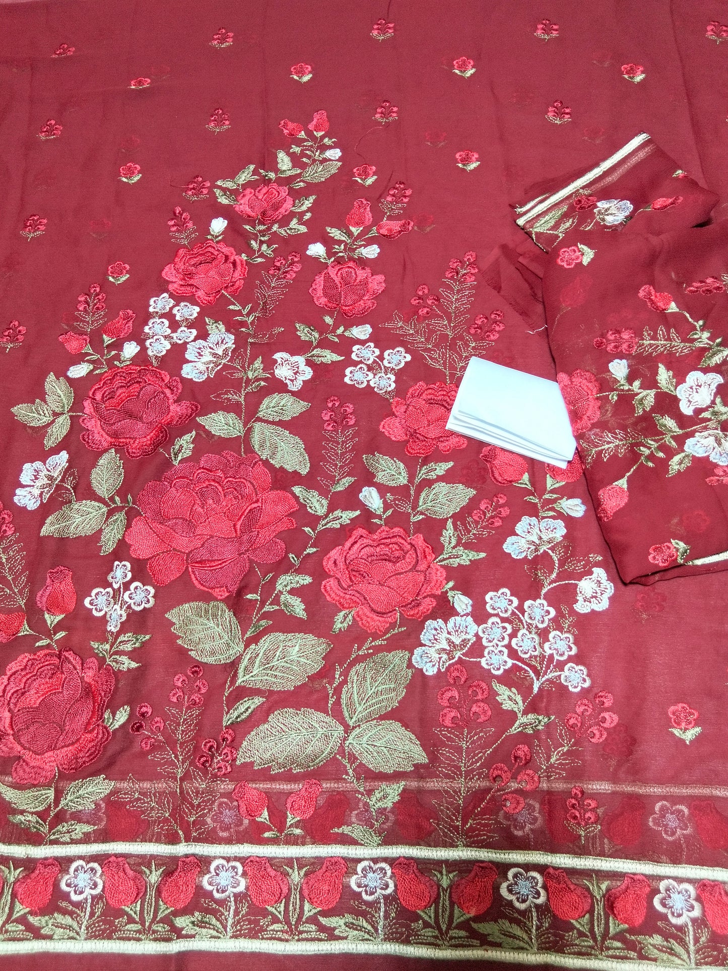 Sale breeze embroided pure chiffon 2pc shirt and dupatta