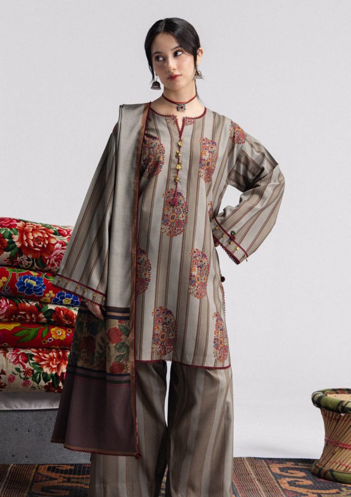 Coco prints by Zara shahjhan  RANIA -4A printed linen 3pc