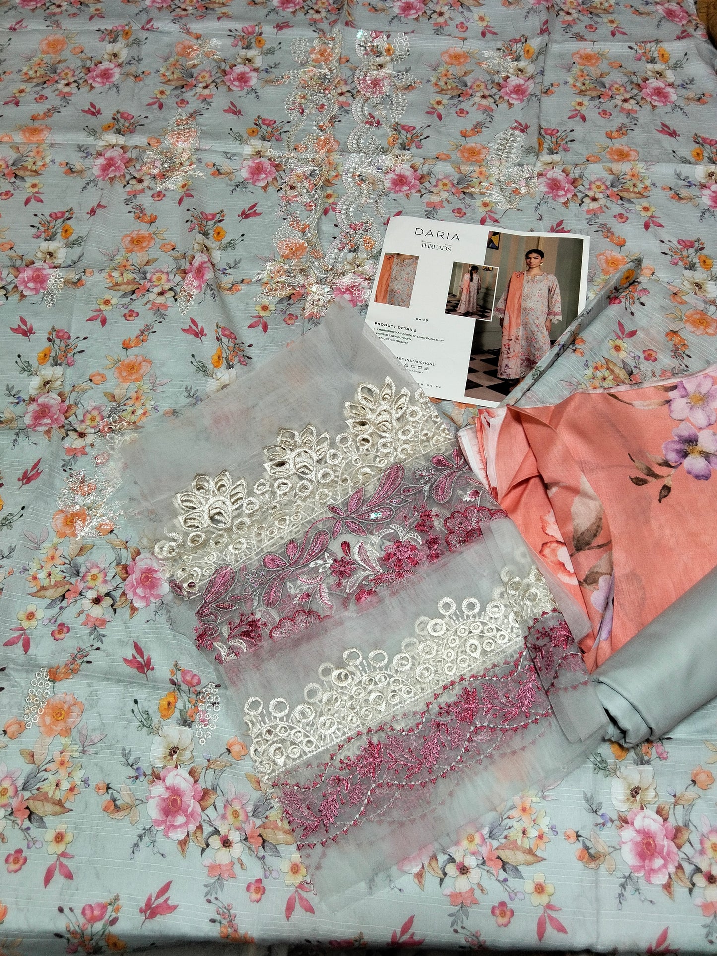 Sale Daria embroided lawn 3pc