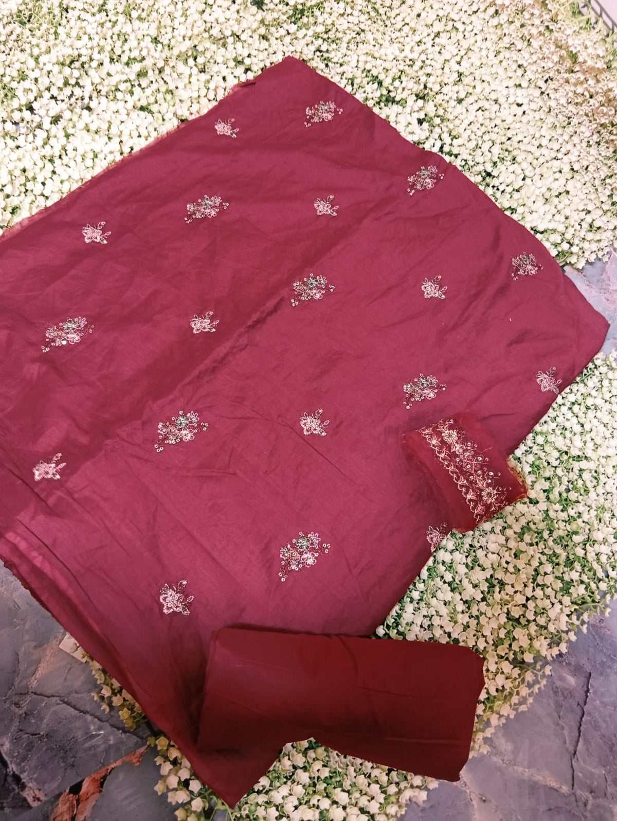 Batik embroided lawn shirt with plain trouser and embroided patche