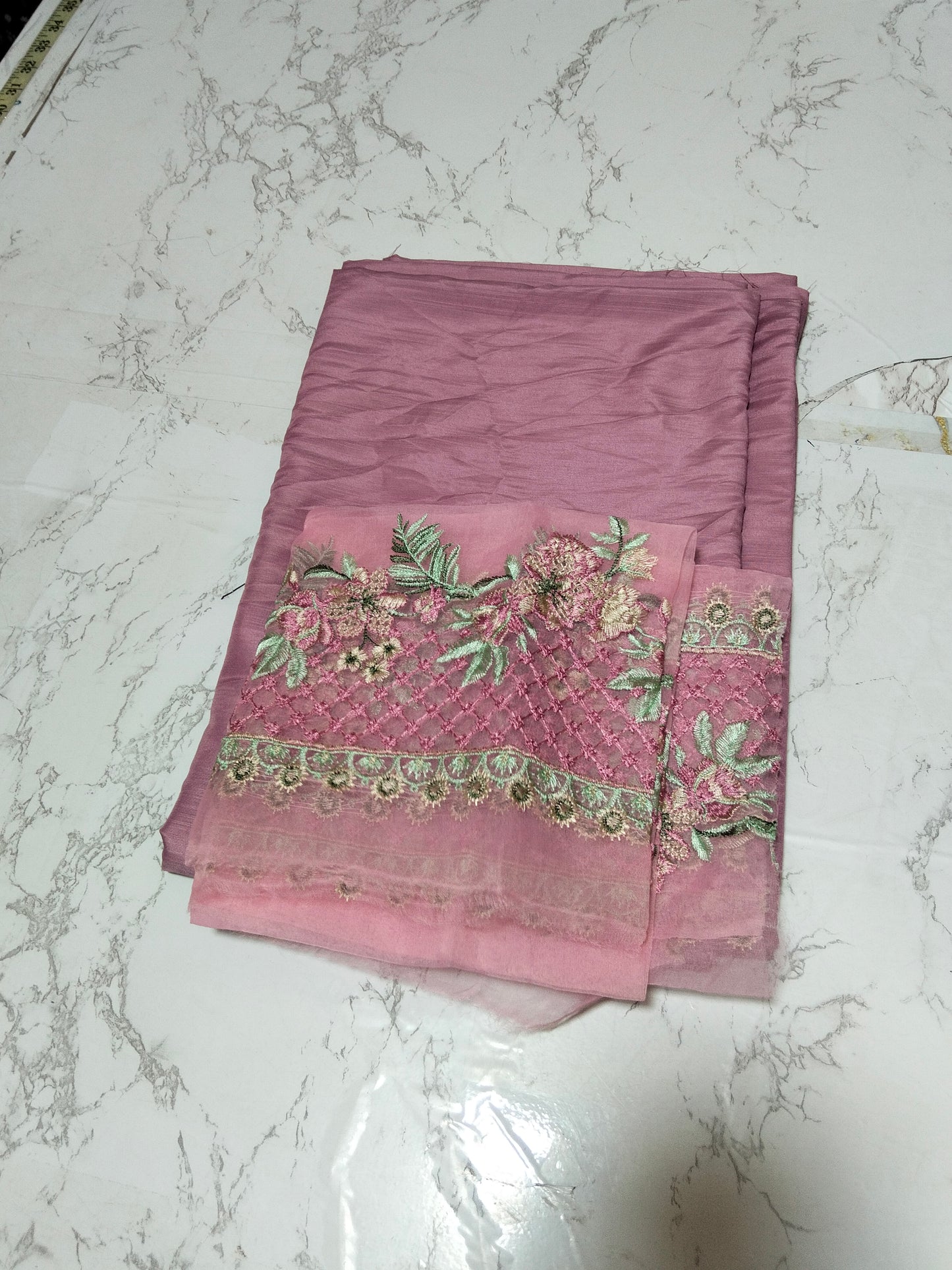 Sale Maria b plain row silk 2pc with embroided patches