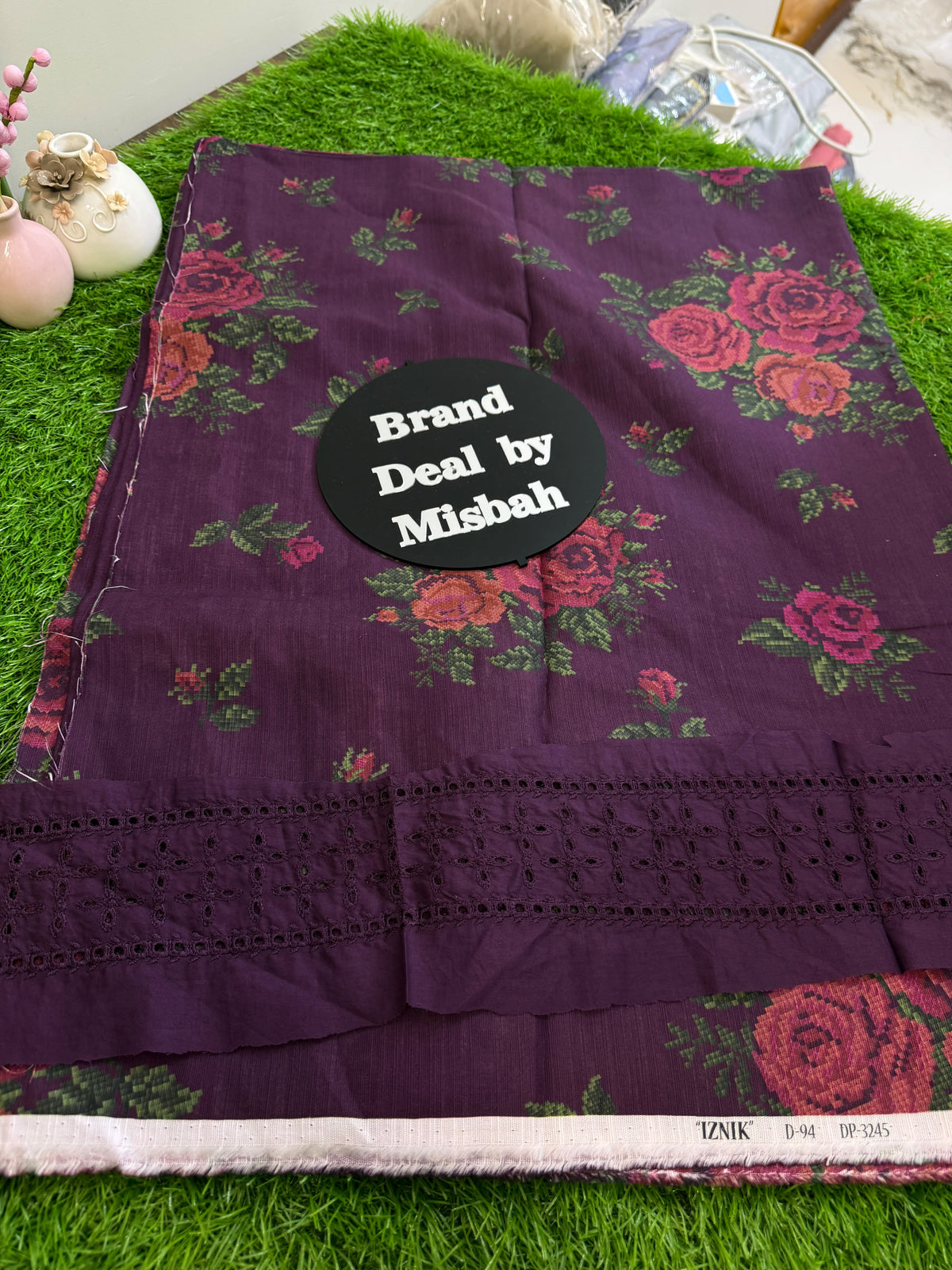 Iznik khadar all over printed 2 pc with embroided patches (patches ka design change ho sakta h)