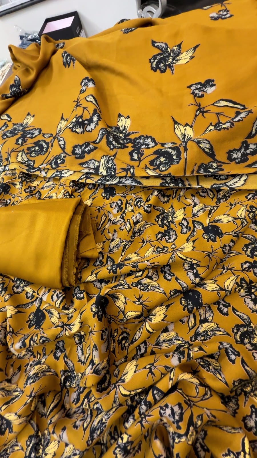 Marina 3pc with printed light weight wool shawl