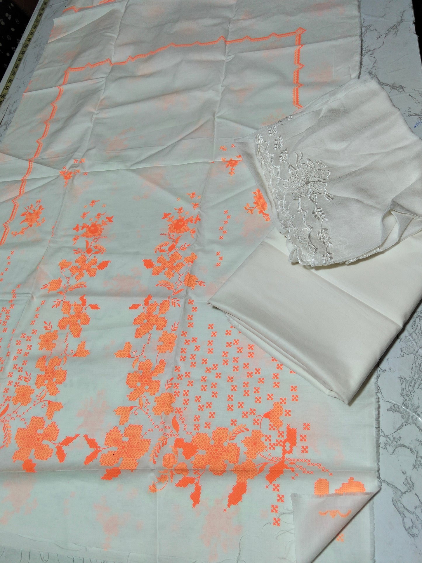 Sale Sana safinaz printed lawn 2 PC+embroided dyeable duppta