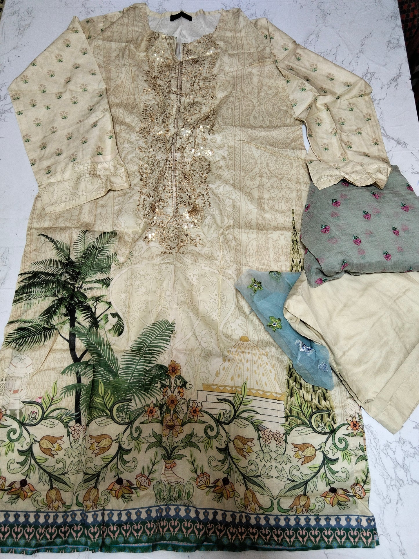 Sale stitch 2pc Large (ch.  23)( length.  42)  trouser (Length 40)+breeze embroided pure chiffon dupatta (Complete 3pc)