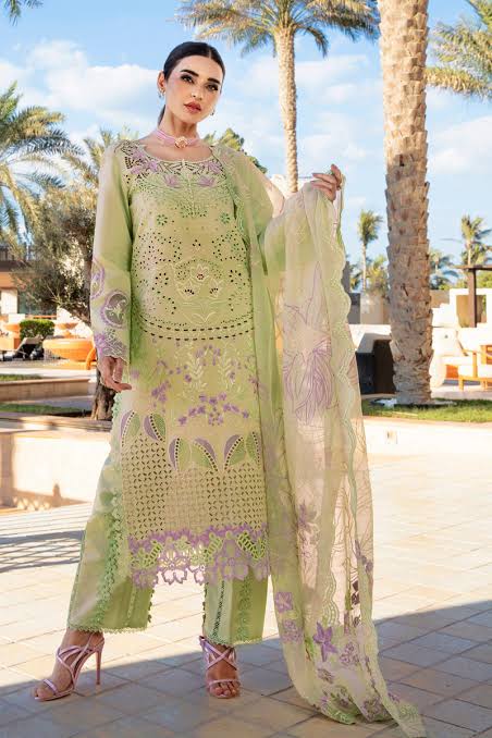 Rang rasiya luxury embroided lawn 3pc