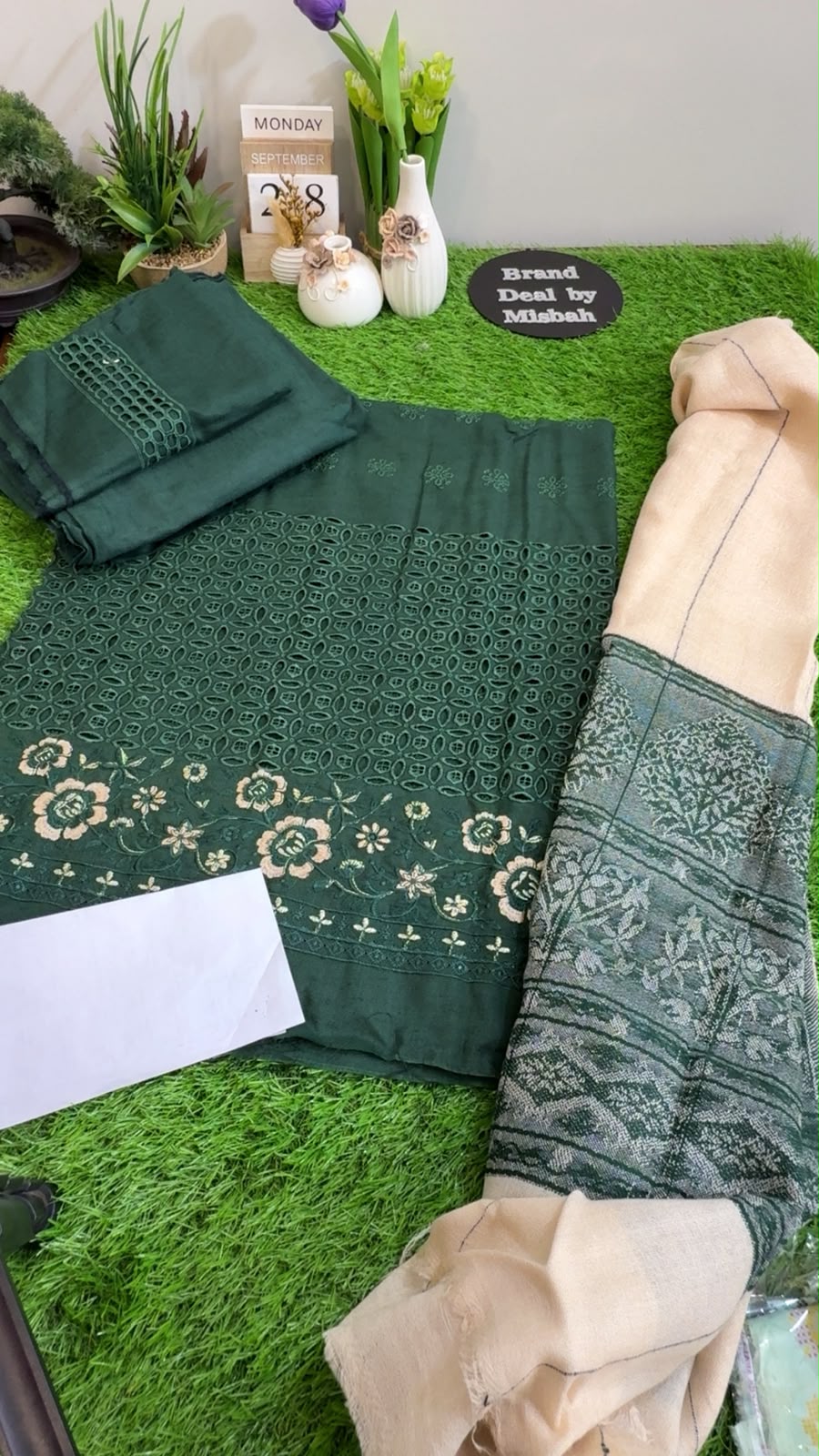Winter embroidered 3pc