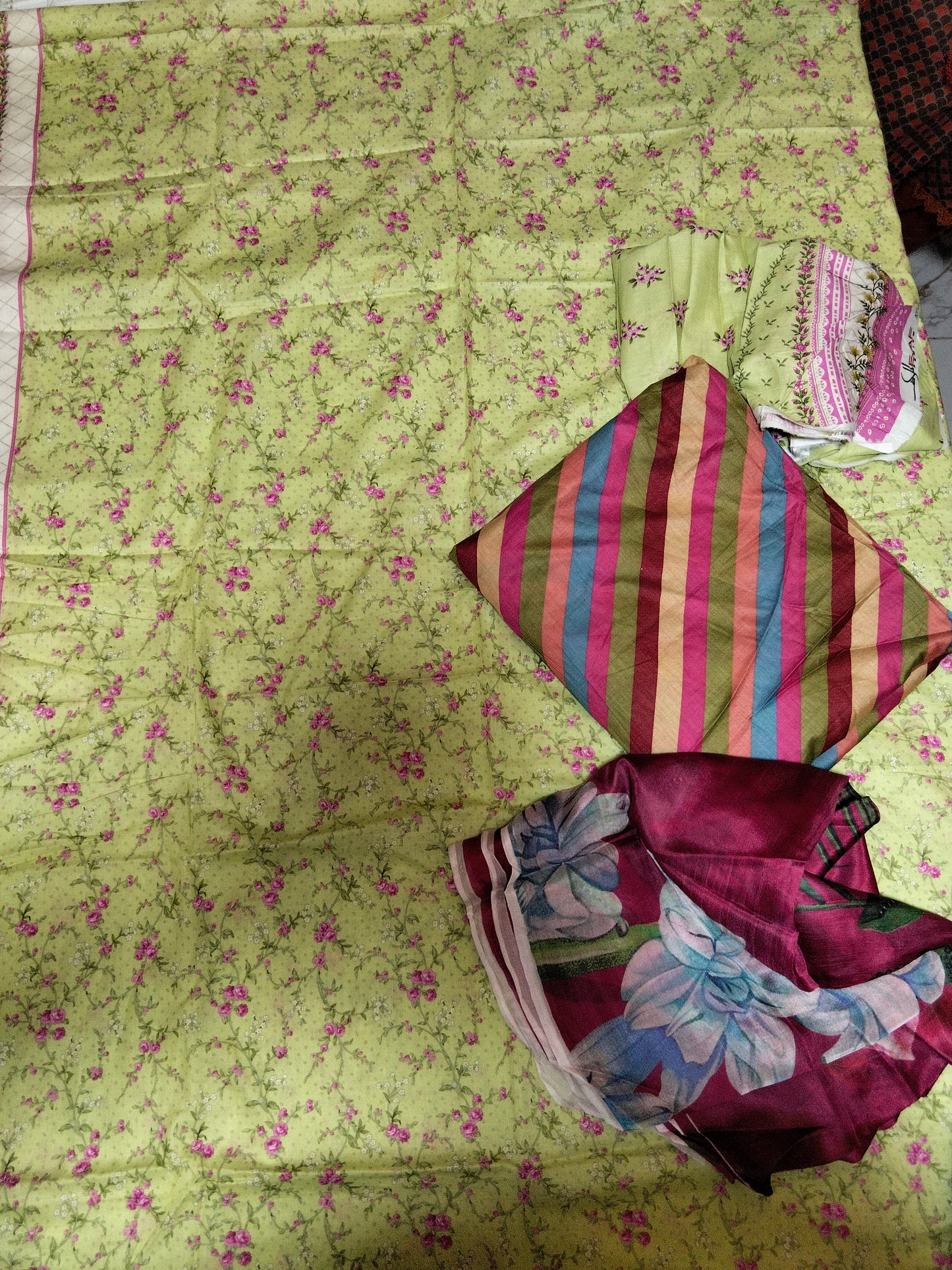 Sale Printed lawn shirt elaf trouser fabric zara shahjahan and with Silk Duppata
