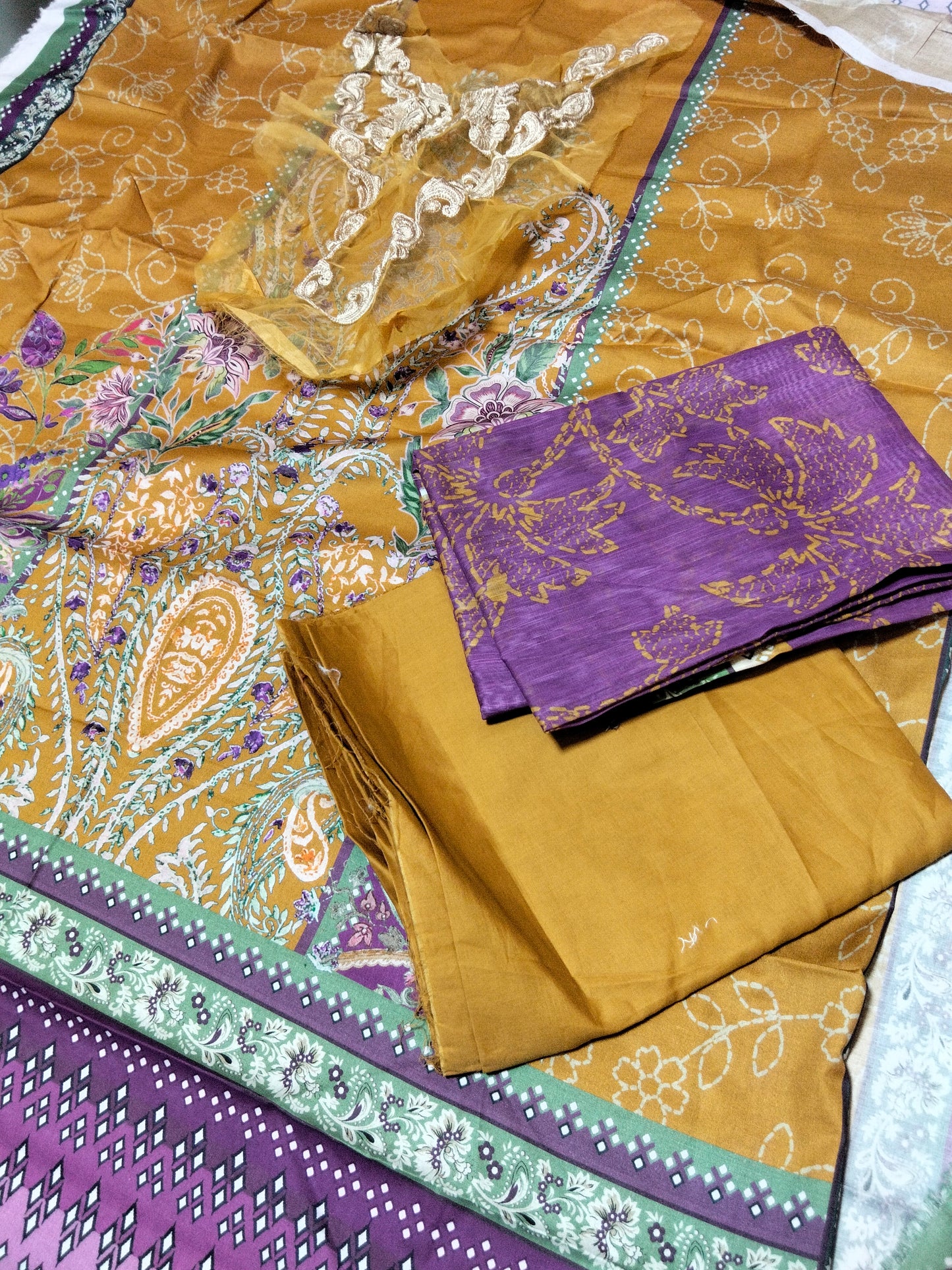 Sale Mushq Printed Lawn 3pc