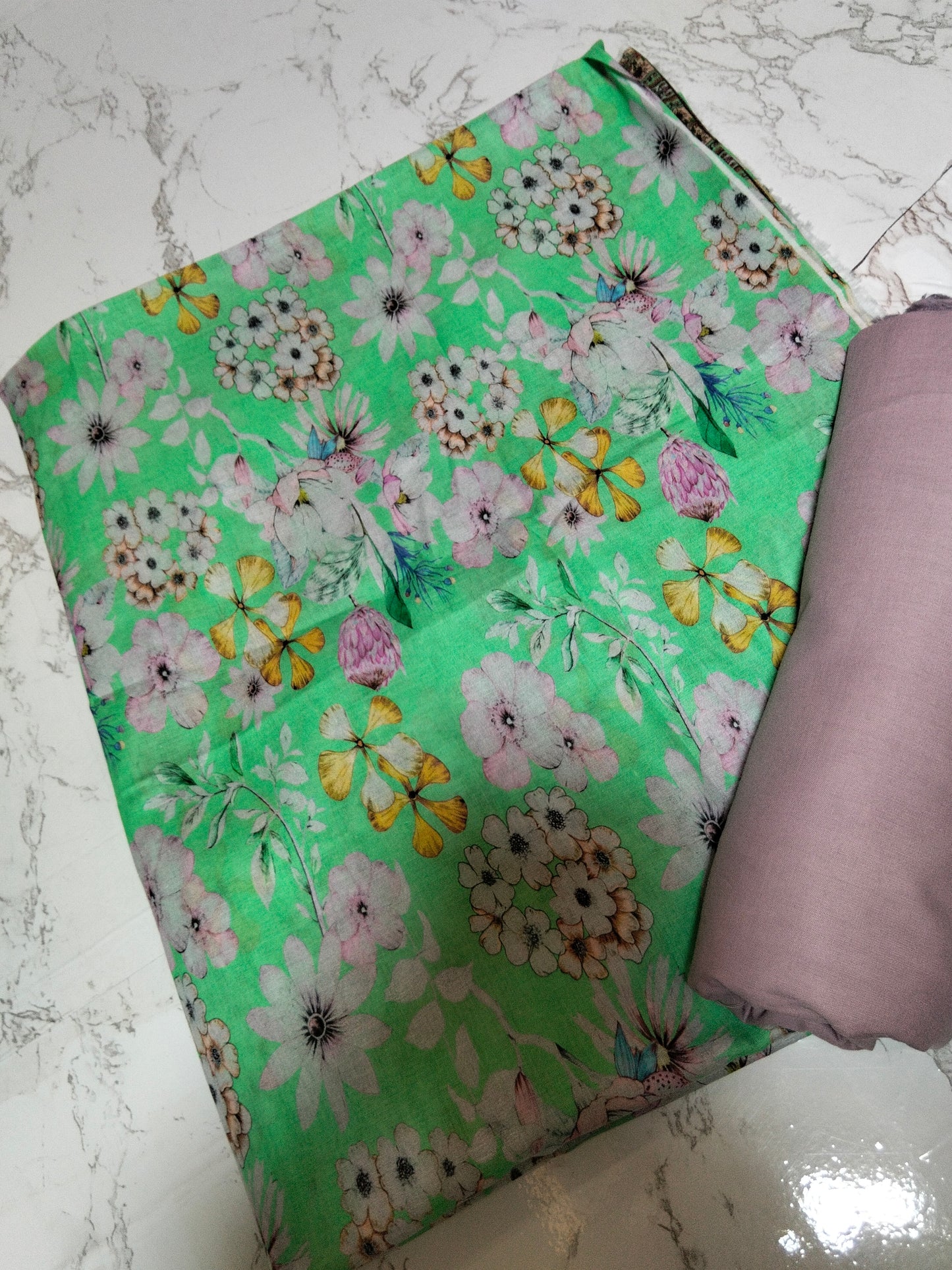 Sale printed lawn 2 PC