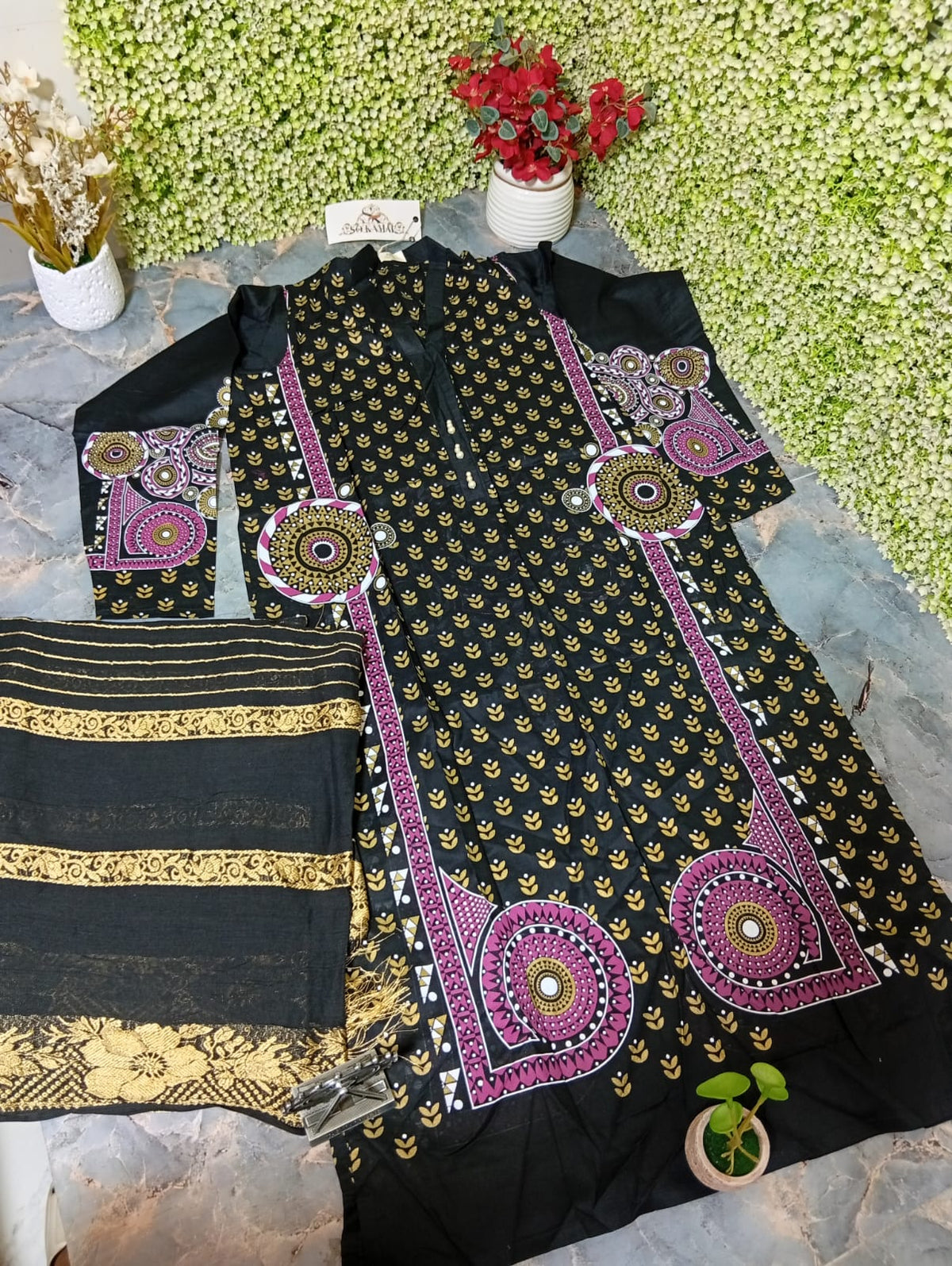 Sale so Kamal block printed stitch lawn shirt (xs) with lawn jacquard dupatta