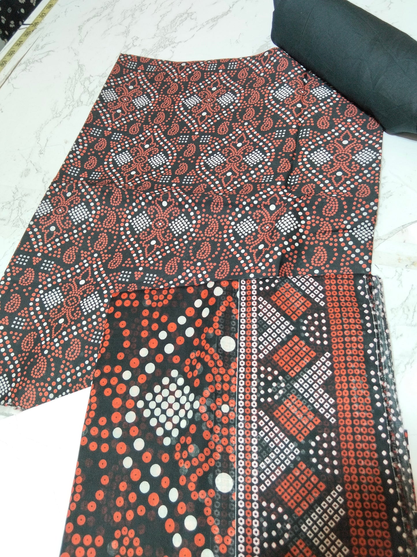 Sale printed lawn 3pc with plain trouser