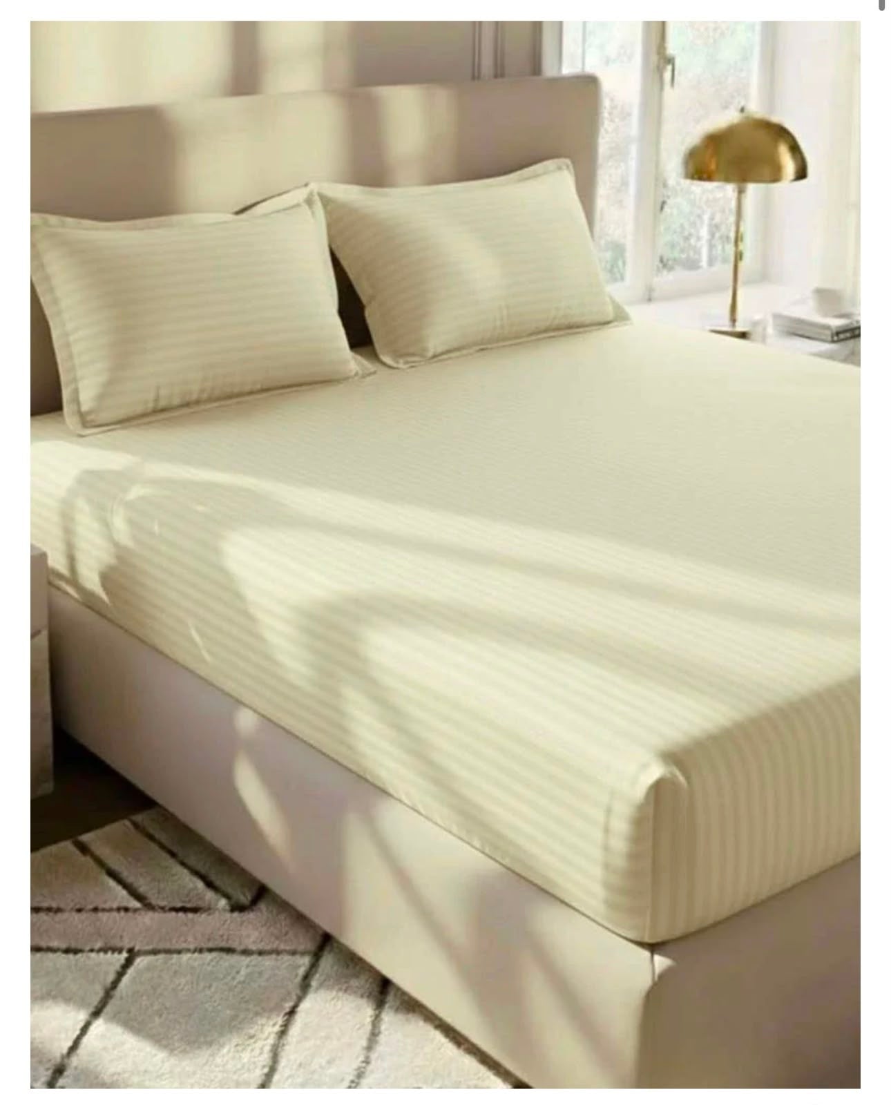 King size fitted bed sheet with 2 pillow covers leather embosed cotton satin (72*78)
Color (off white)