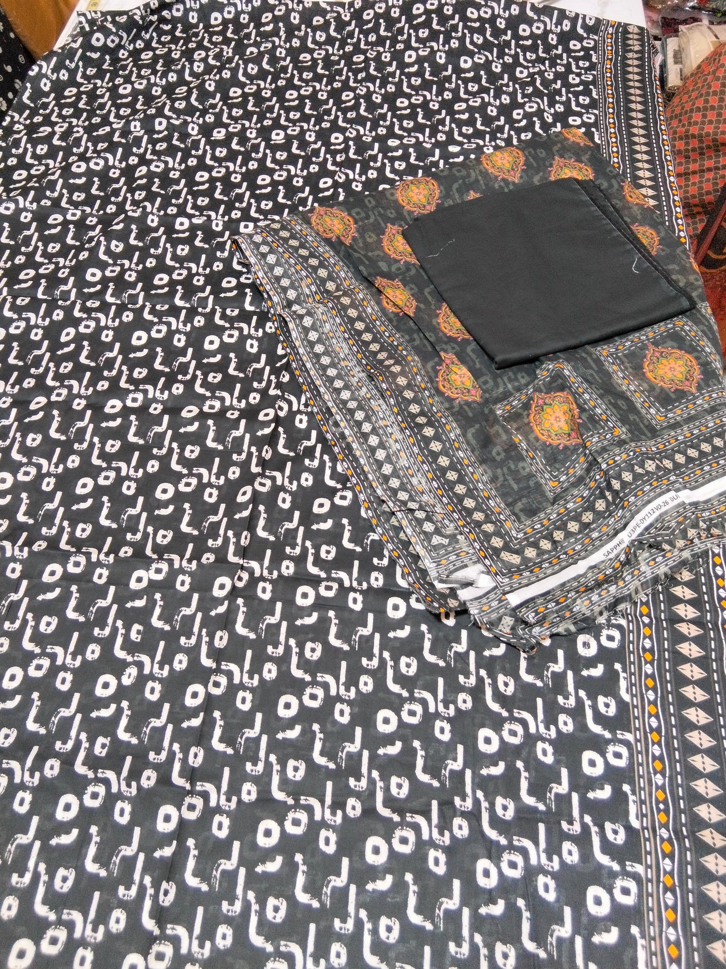 Printed Lawn 3pc with plain trouser