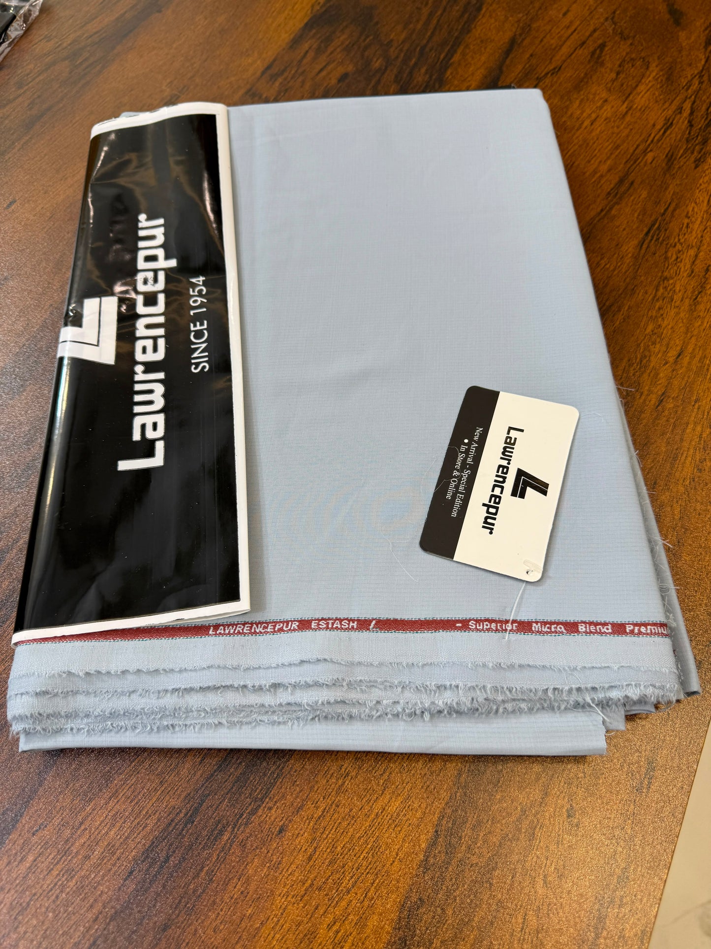 Lawrence pur gent's suit 4 season wash n wear( estash premium blend)07