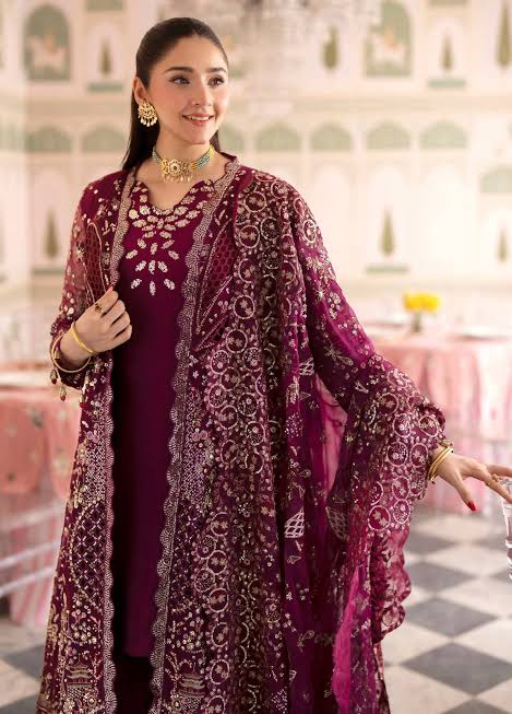 Nureh jhoomro luxury formal (pure chiffon)