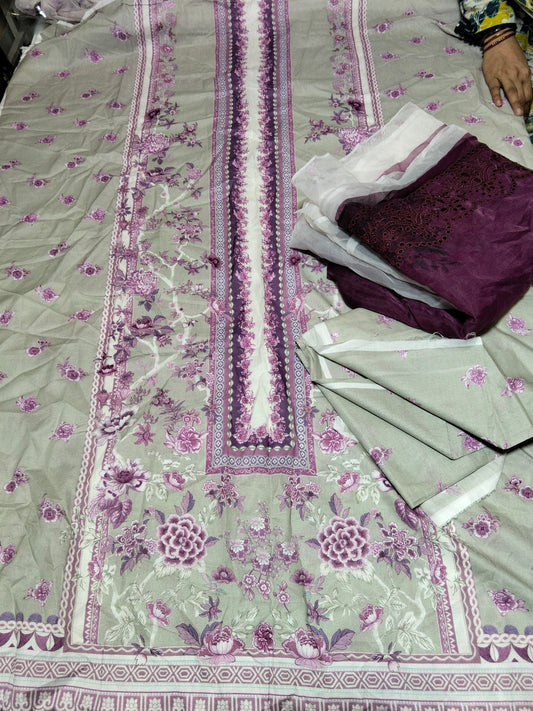 Sale Elaf printed lawn 3pc with organza embroided dupatta