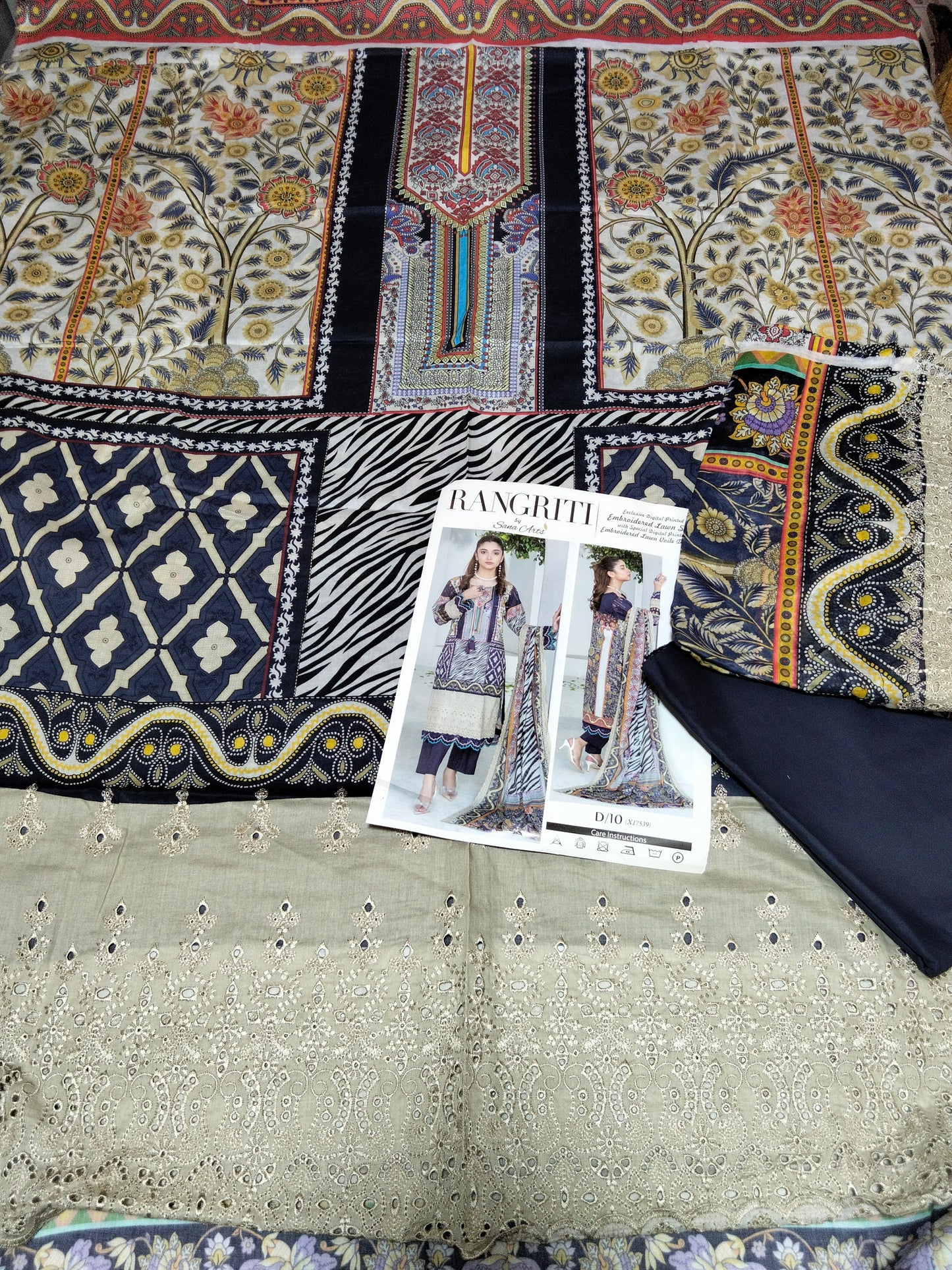 Sale RangRiti Embroidered 3pc