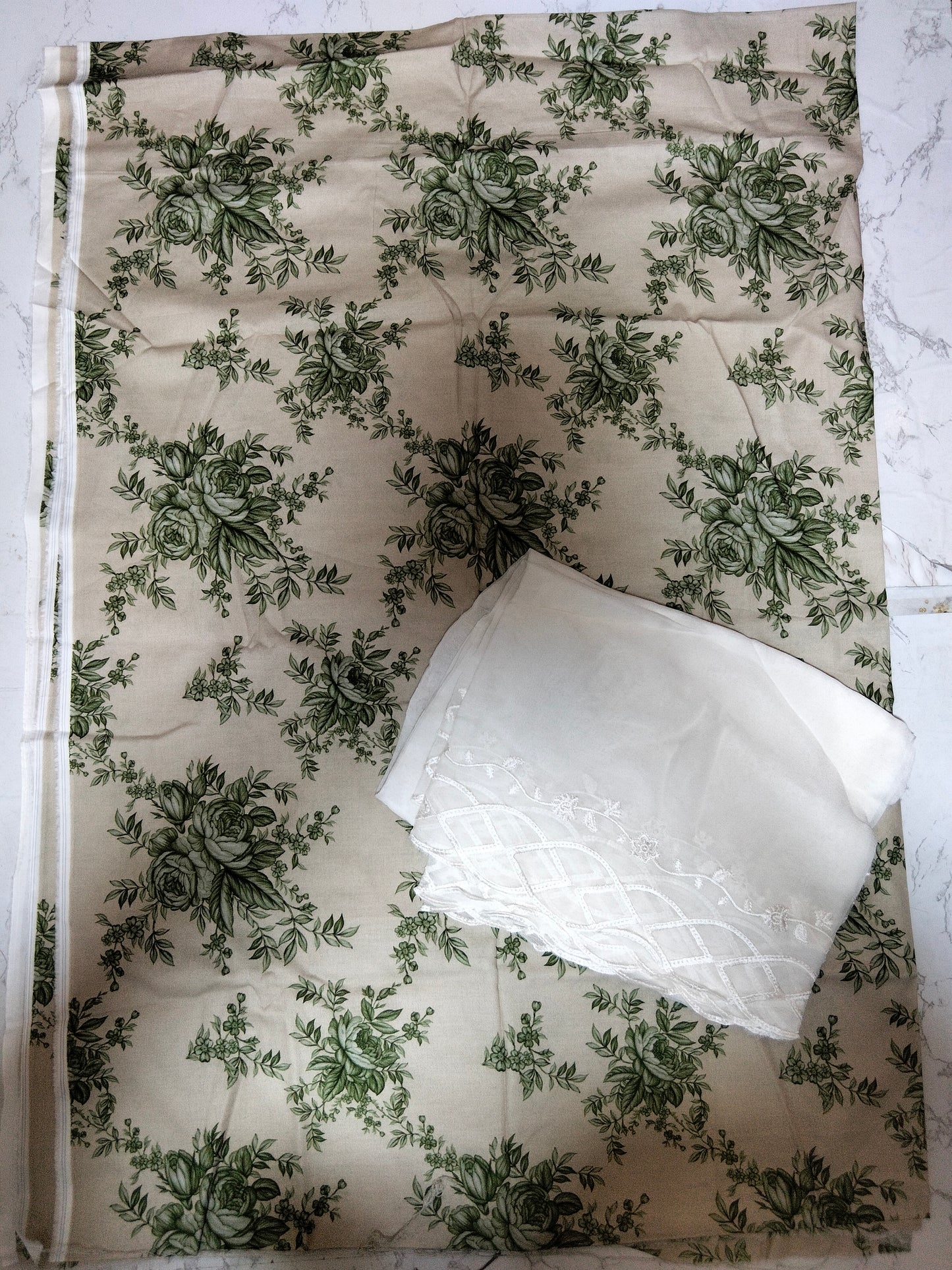 Sale Printed Lawn 2Pc +Chiffon Duppata