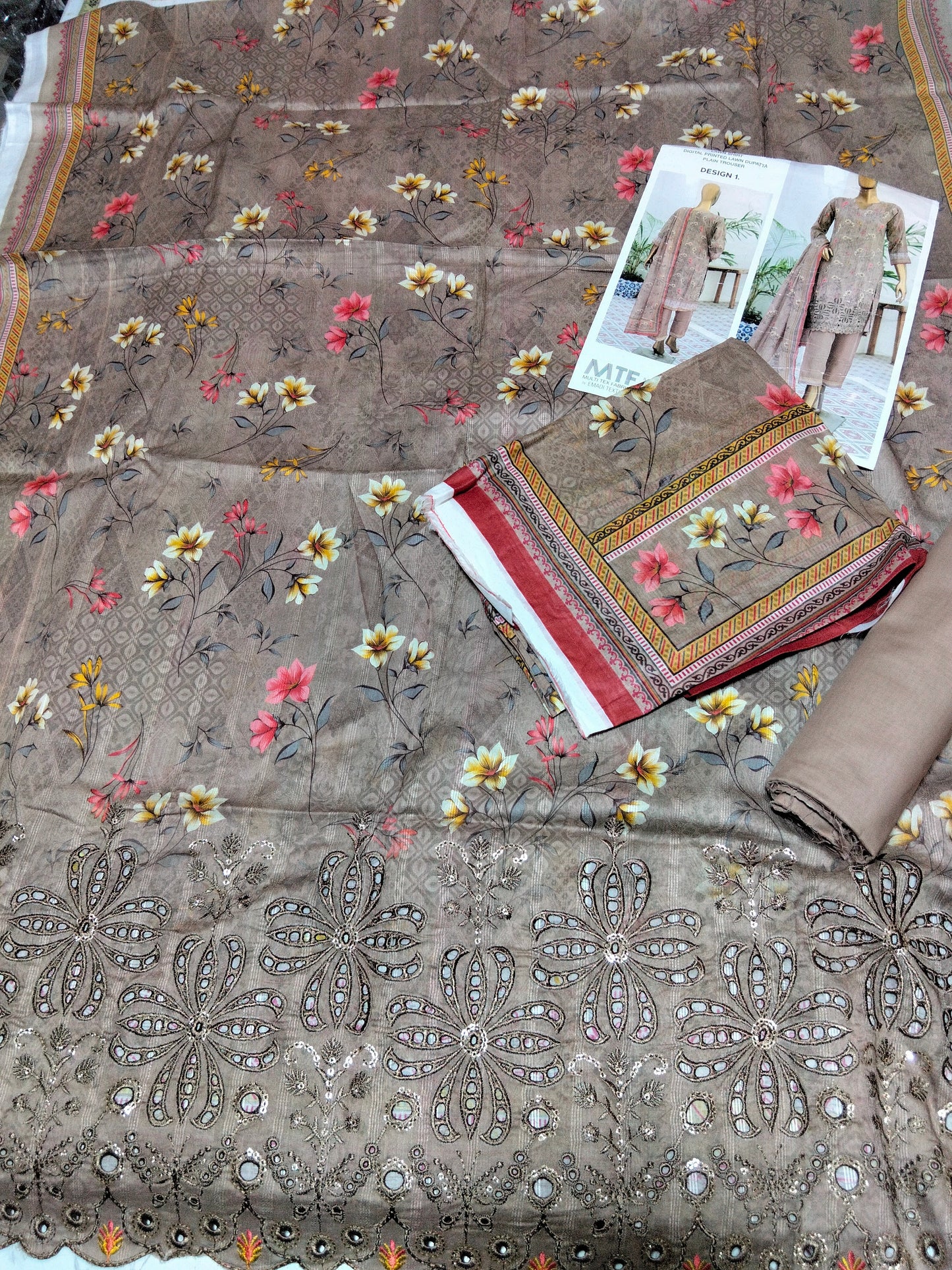 Sale embroided lawn 3pc with plain trouser and printed voil lawn dupatta