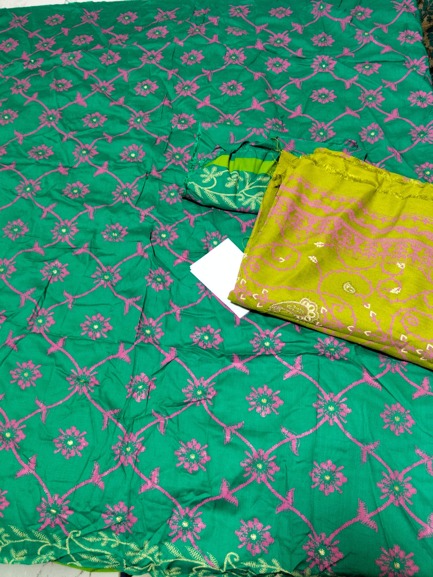Alkaram block printed lawn shirt and shwal 2pc