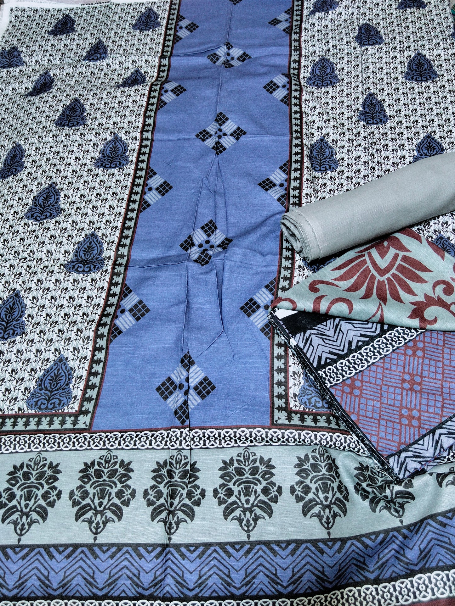 Sale printed Khaddar 3pc