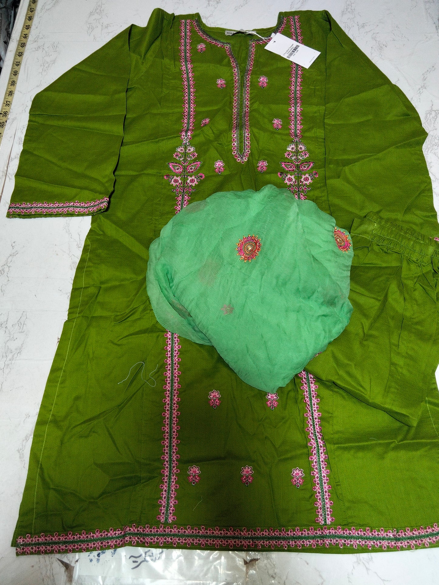 Khadi stitch small 2pc+Breeze  pure chiffon dupatta