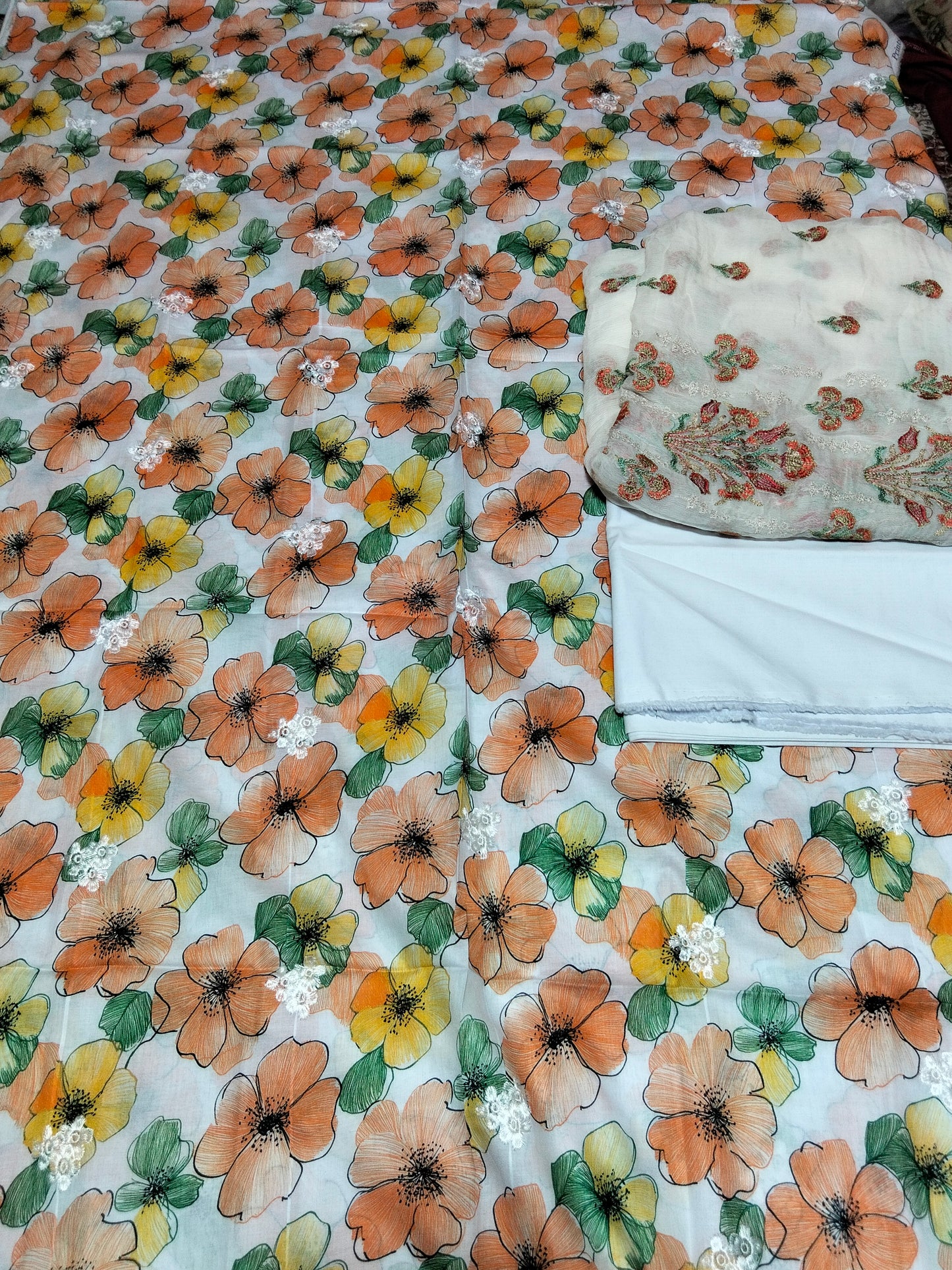 Sale printed lawn 2pc+breeze embroided pure chiffon dupatta