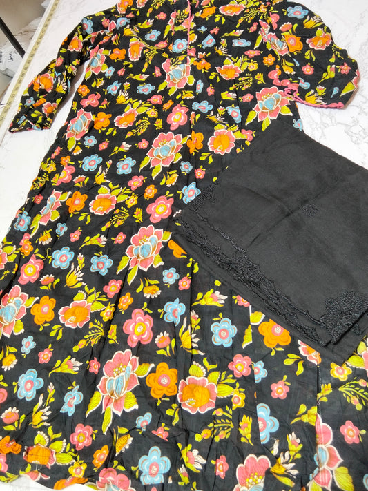 Sale Printed lawn stitch  shirt (Length. 43)(Ch. 20) + lawn embroided duptta