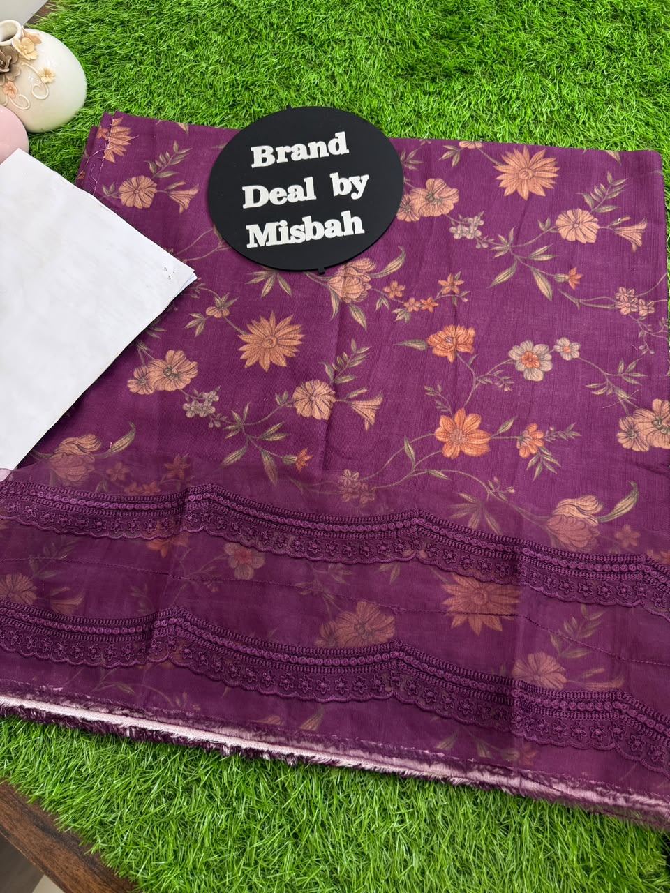 Iznik khadar all over printed 2 pc with embroided patches(patches ka design change ho sakta h)