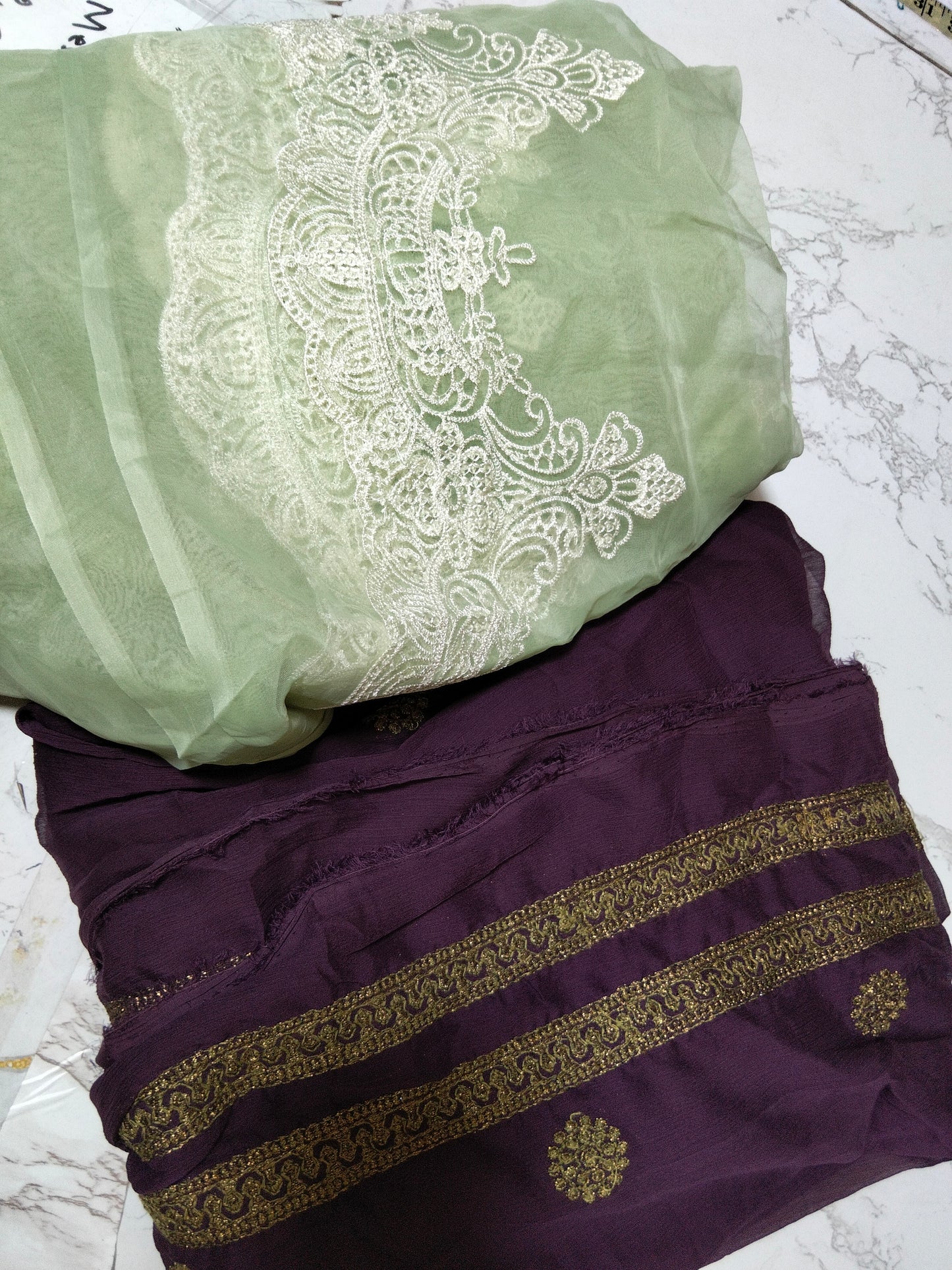 Sale Luxury embroided dupatta deal 1. Organza 2. Chiffon