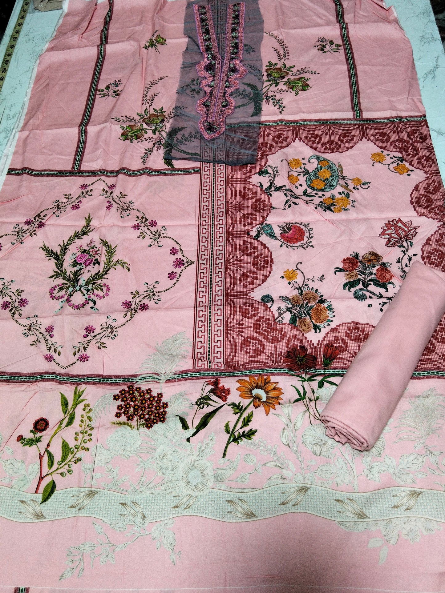 Sale Sana safinaz printed linen 2pc shirt and trouser with embroided patche