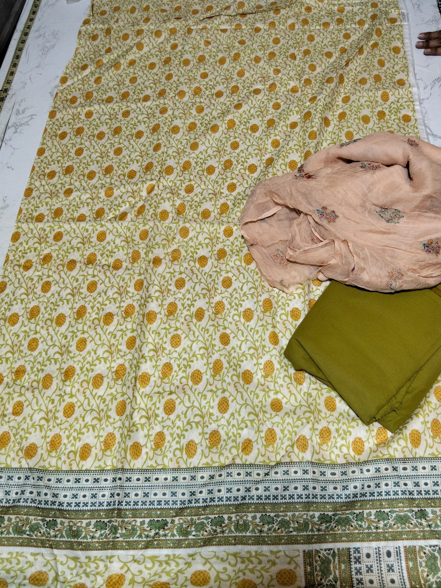 Sale printed lawn 2pc+breeze embroided pure chiffon dupatta