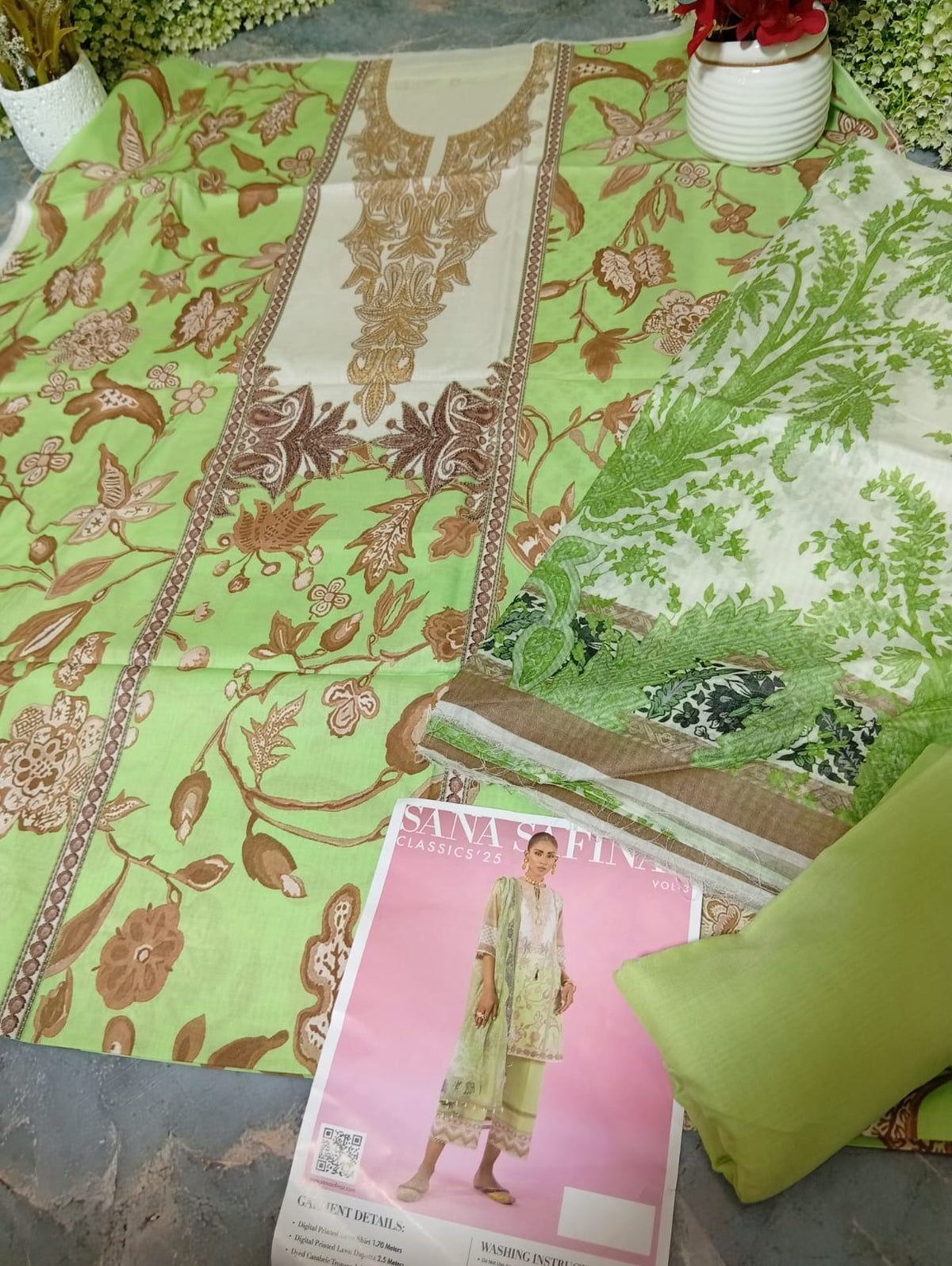 Sale Sana safinaz printed lawn 3pc with plain trouser and printed dupatta