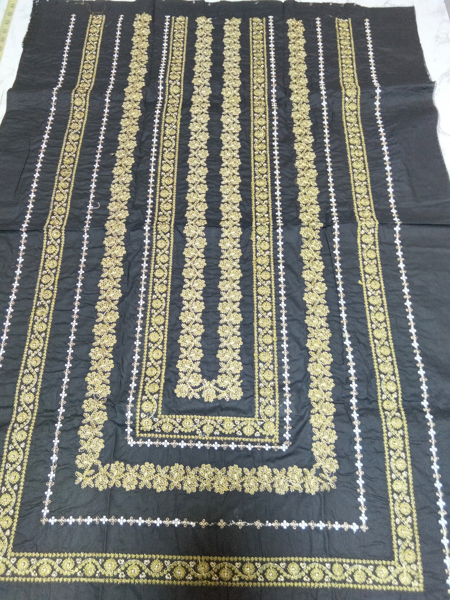 SALE Alkaram embroided Cotton 2pc ( shirt and trouser)