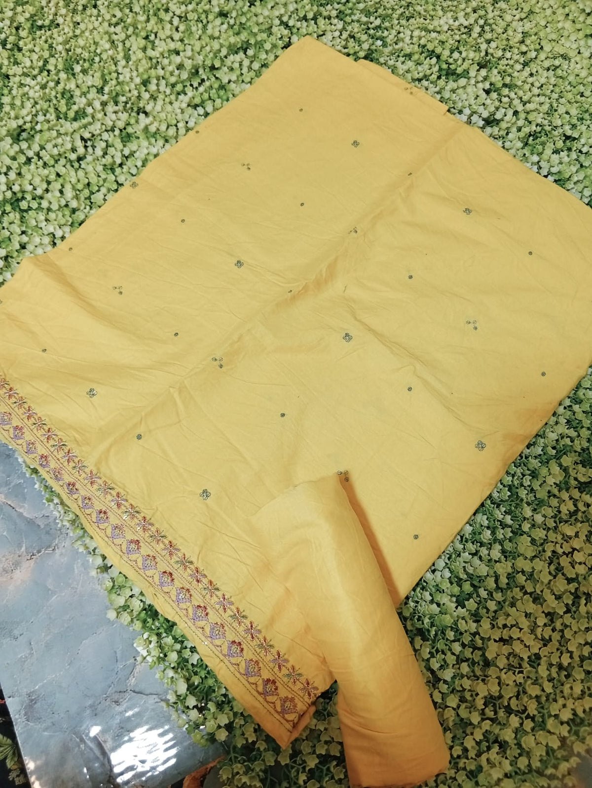 Batik embroided lawn shirt with plain trouser 2pc