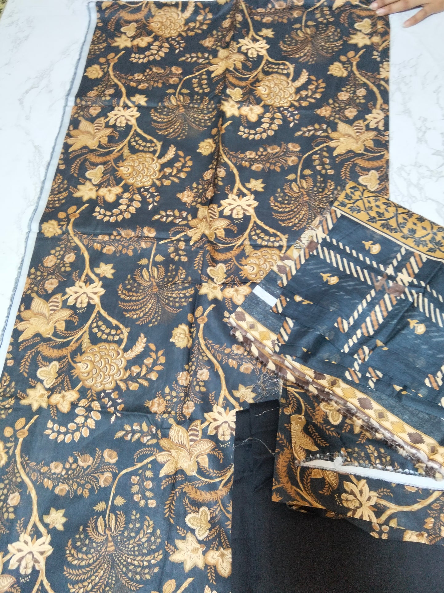 Sale printed lawn 3pc