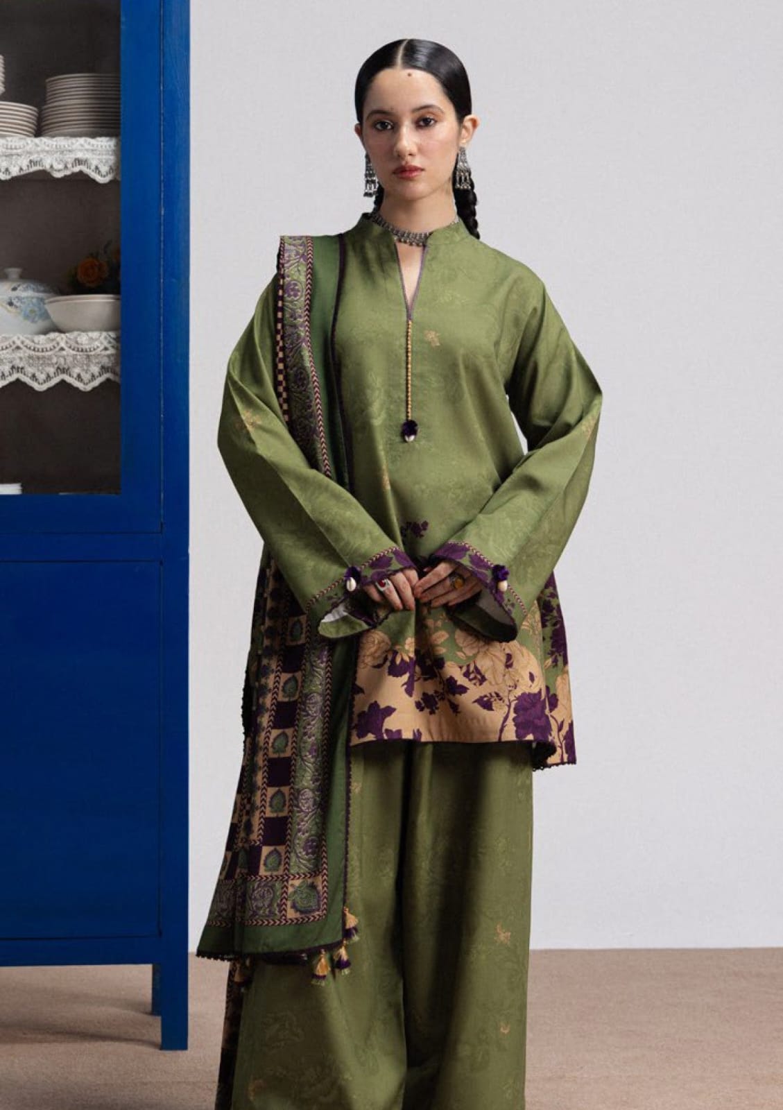 Coco prints by Zara shahjhan  IRIS - 8B printed linen 3pc